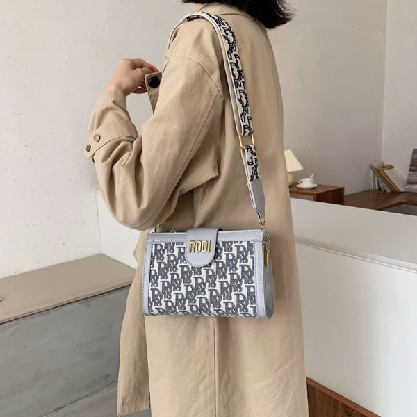 bag women's bag fashion new autumn winter small square leisure versatile single shoulder messenger handbags
bag women's bag fashion new autumn winter small square leisure versatile single shoulder messenger handbags