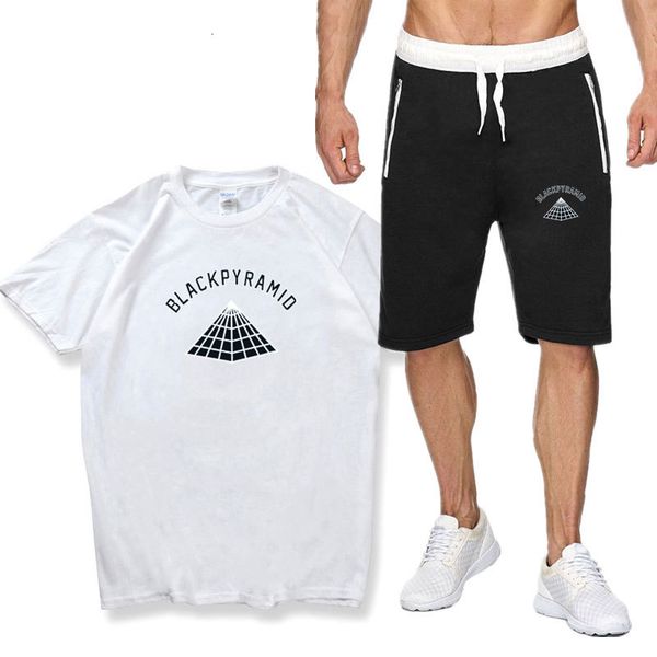 2021 new black pyramid tshirt streetwear cotton summer hip hop tracksuit men two piece set sleeve short and middle shorts etsm, Gray
2021 new black pyramid tshirt streetwear cotton summer hip hop tracksuit men two piece set sleeve short and middle shorts etsm, Gray