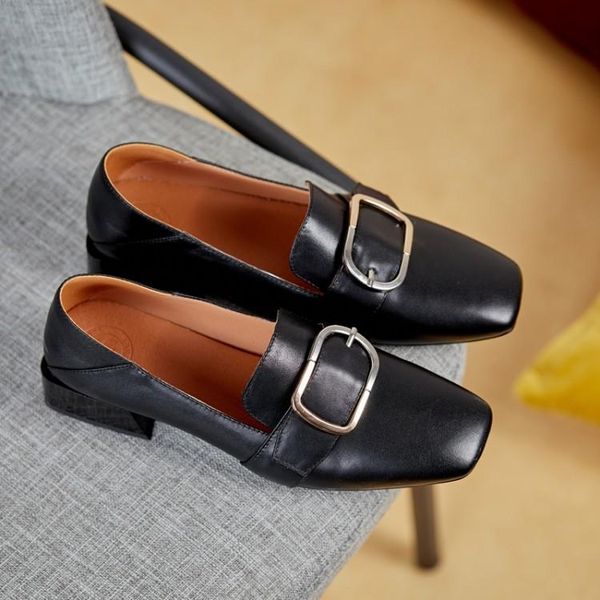 dress shoes mljuese 2021 women pumps autumn spring soft cow leather square toe metal decoration black color high heels lady size 42
dress shoes mljuese 2021 women pumps autumn spring soft cow leather square toe metal decoration black color high heels lady size 42