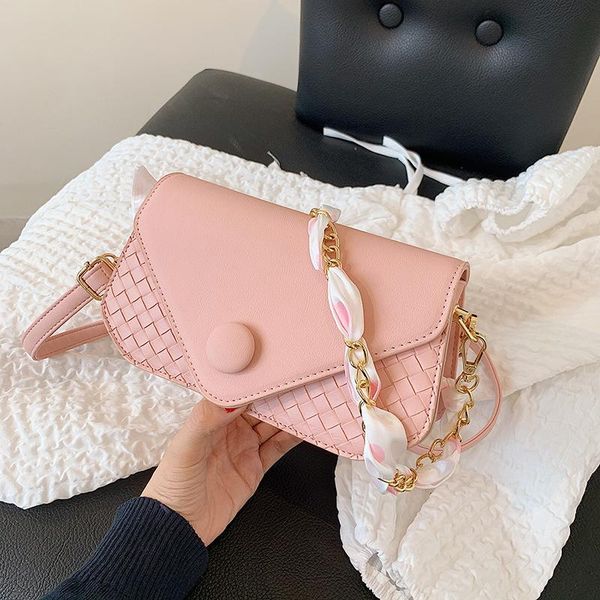 evening bags scarf chain women's flap shoulder bag 2021 summer woven female crossbody pu leather brand designer handbag and purses
evening bags scarf chain women's flap shoulder bag 2021 summer woven female crossbody pu leather brand designer handbag and purses