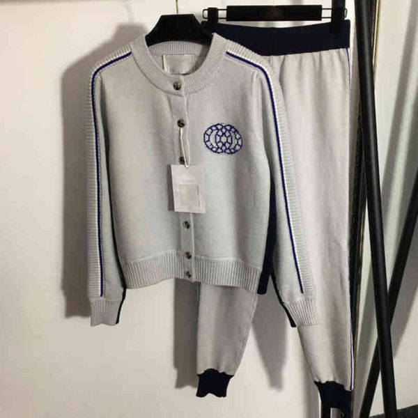 designer women tracksuit wool knit sweater jacket pants ste logo button cardigan high-end brand clothes super elastic crochet mujer jacquard, White
designer women tracksuit wool knit sweater jacket pants ste logo button cardigan high-end brand clothes super elastic crochet mujer jacquard, White