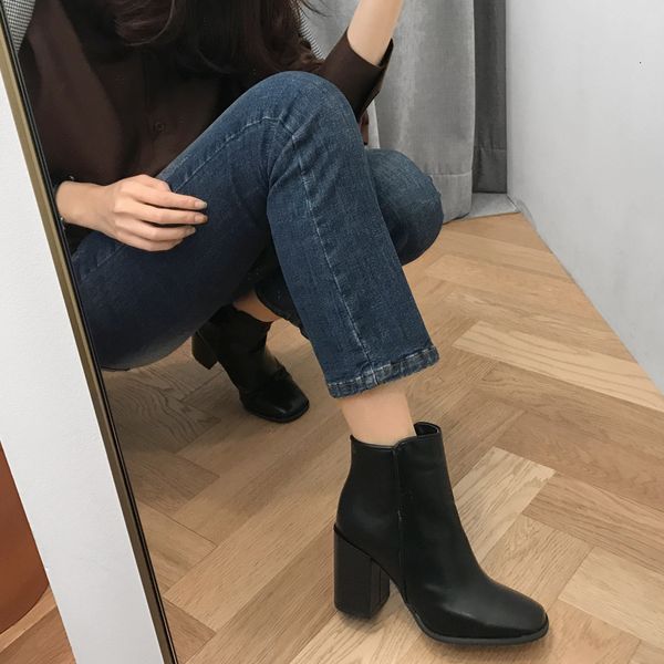 female black leather/suede toe foot high heels boots size 33-42 rglk
female black leather/suede toe foot high heels boots size 33-42 rglk