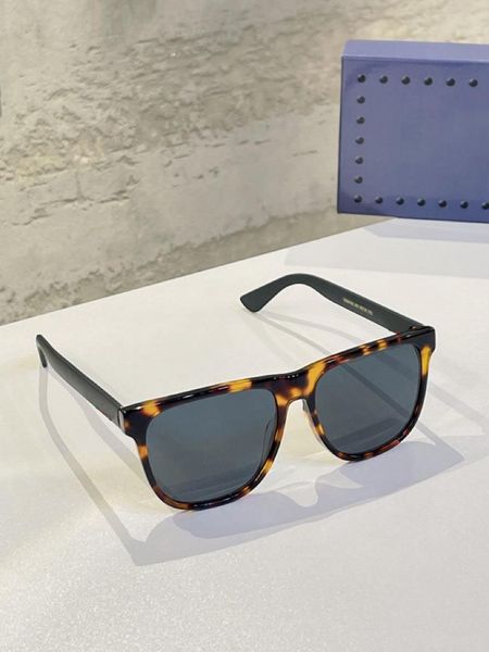 men sunglasses for women latest selling fashion 0010 sun glasses mens sunglass gafas de sol glass uv400 lens with box, White;black
men sunglasses for women latest selling fashion 0010 sun glasses mens sunglass gafas de sol glass uv400 lens with box, White;black