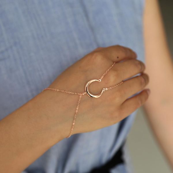 earrings & necklace rose gold colour slave hand finger bracelets bangles for women fashion horn charms harness pulseiras mujer bijoux 2021, Silver
earrings & necklace rose gold colour slave hand finger bracelets bangles for women fashion horn charms harness pulseiras mujer bijoux 2021, Silver