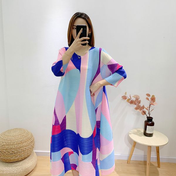 2021 pleated new fall fashion plus size clothing three quarter for women elegant casual printed yn8e, Black;gray
2021 pleated new fall fashion plus size clothing three quarter for women elegant casual printed yn8e, Black;gray