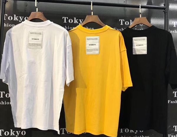 2021 new 19fw latest hip hop summer back patch vetements oversize men women short sleeve t shirt kanye west tee black white yellow cotton bg, White;black
2021 new 19fw latest hip hop summer back patch vetements oversize men women short sleeve t shirt kanye west tee black white yellow cotton bg, White;black