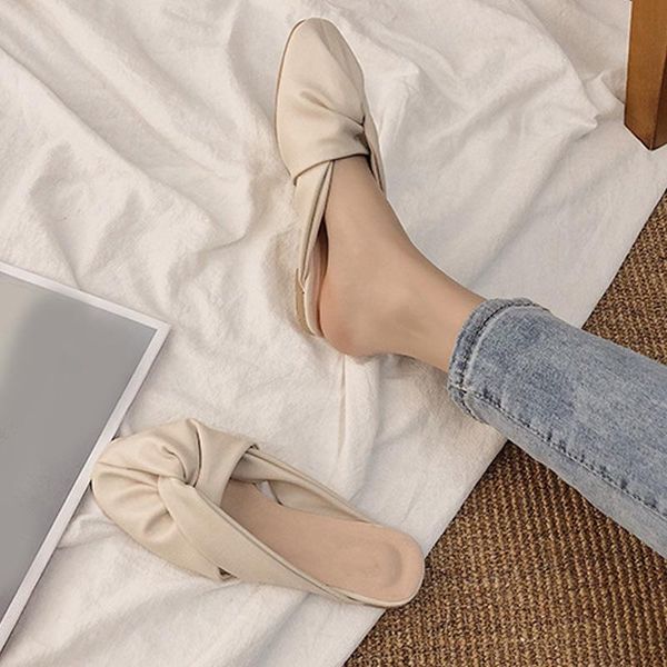 slippers summer women square toe solid flat females shoes outdoor non slip ladies wear-resistant rubber comfortable 2021, Black
slippers summer women square toe solid flat females shoes outdoor non slip ladies wear-resistant rubber comfortable 2021, Black