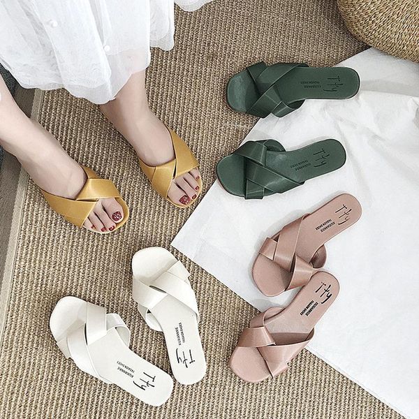 2021 new fashion sandals for lady girls summer korean fashion style casual outdoor flip-flops simple flat slippers, Black
2021 new fashion sandals for lady girls summer korean fashion style casual outdoor flip-flops simple flat slippers, Black