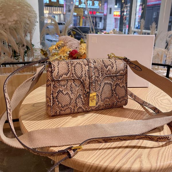 handbags crossbody bag designer tote ladies handbag totes shoulder bags genuine leather luxury different styles evening party with the origi
handbags crossbody bag designer tote ladies handbag totes shoulder bags genuine leather luxury different styles evening party with the origi