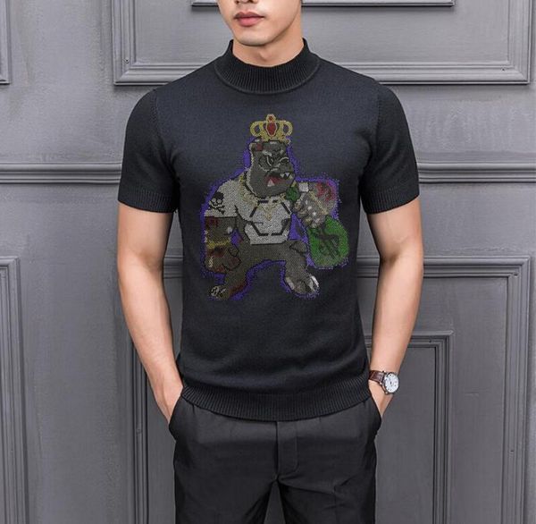 2022 brand men's fashion rhinestones short sleeve sweater casual streetwear, White;black
2022 brand men's fashion rhinestones short sleeve sweater casual streetwear, White;black