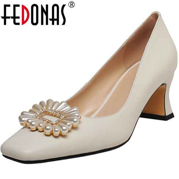 dress shoes fedonas elegant high heels pumps 2021 spring pearl decoration woman est shallow wedding office lady women, Black
dress shoes fedonas elegant high heels pumps 2021 spring pearl decoration woman est shallow wedding office lady women, Black