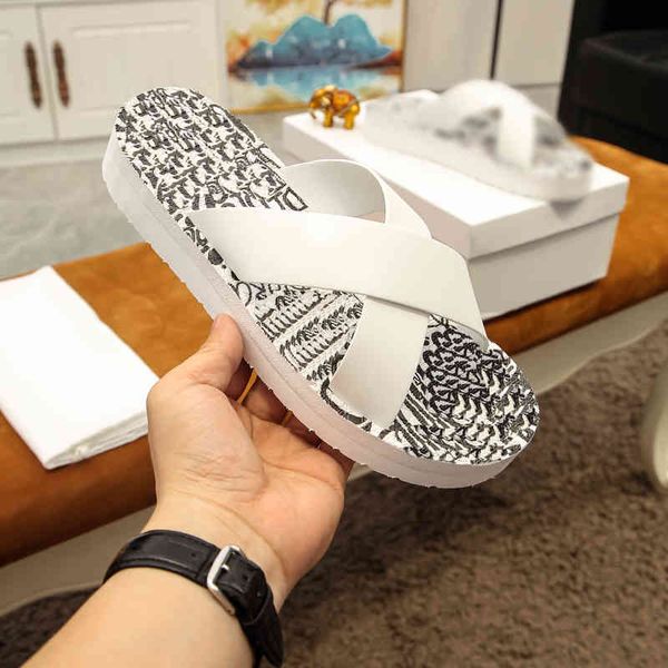 slippers summer designer women's slippers male/female cross strap slipperss flip-flops sliding bottom red rubber bottoms 38-44 cou, Black
slippers summer designer women's slippers male/female cross strap slipperss flip-flops sliding bottom red rubber bottoms 38-44 cou, Black