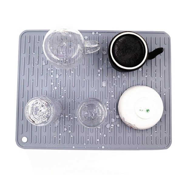 table runner 2021 multifuctional silicone drying mat heat insulation pot holder protector dish cup draining pad placemat
table runner 2021 multifuctional silicone drying mat heat insulation pot holder protector dish cup draining pad placemat