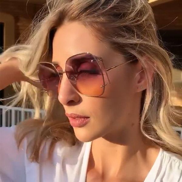 sunglasses metal hollow luxury women fashion decoration shades trendy purple yellow sun glasses for female men zonnebril dames, White;black
sunglasses metal hollow luxury women fashion decoration shades trendy purple yellow sun glasses for female men zonnebril dames, White;black