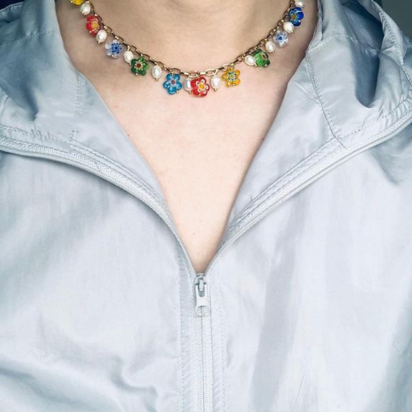 chokers ethnic colourful arcylic flowers genuine pearl pendant necklace for women girls gold color alloy accessories, Golden;silver
chokers ethnic colourful arcylic flowers genuine pearl pendant necklace for women girls gold color alloy accessories, Golden;silver