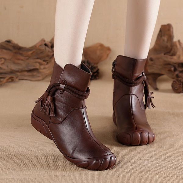 boots autumn and winter boots, national style, retro leather women's cow's tendon soled cotton mother's shoes, Black
boots autumn and winter boots, national style, retro leather women's cow's tendon soled cotton mother's shoes, Black