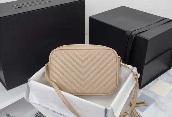 just arrival gold letters buckle handbag v wave camera bags calf leather black shoulder-bags luxury letter cross hardware crossbody bag tass
just arrival gold letters buckle handbag v wave camera bags calf leather black shoulder-bags luxury letter cross hardware crossbody bag tass