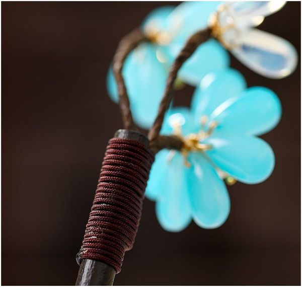 new chinese style wooden hair stick pearl hairpin long tassels hairpins with clips wooden hair sticks beads wedding bri qylfzs
new chinese style wooden hair stick pearl hairpin long tassels hairpins with clips wooden hair sticks beads wedding bri qylfzs