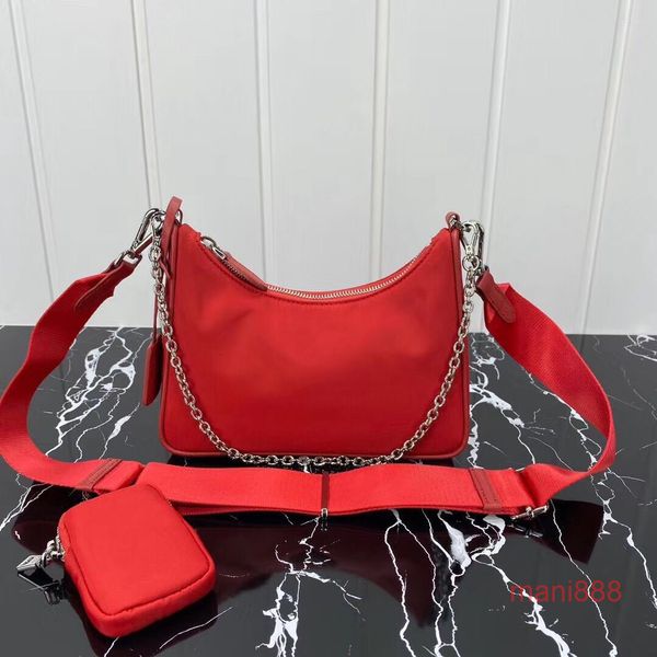 dicky canvas handbags corssbody bag hobo bags chains purse women shoulder bag chest pack lady tote handbag three piece set bag amylulubb
dicky canvas handbags corssbody bag hobo bags chains purse women shoulder bag chest pack lady tote handbag three piece set bag amylulubb