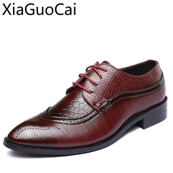dress shoes brand men's genuine leather pointed toe male business formal solid pu rubber oxfords spring/autumn, Black
dress shoes brand men's genuine leather pointed toe male business formal solid pu rubber oxfords spring/autumn, Black