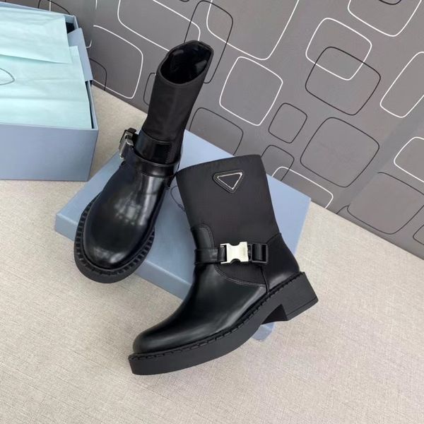fashion women boots triangle iron mark luxury brand 2021 short boot leather ladies classic fall winter shoes with original box, Black
fashion women boots triangle iron mark luxury brand 2021 short boot leather ladies classic fall winter shoes with original box, Black