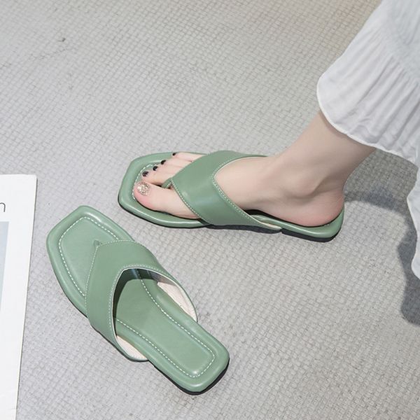2021 new fashion clip toe women beach slippers soft leather flat flip flops woman comfortable outdoor pantuflas de mujer mkd3, Black
2021 new fashion clip toe women beach slippers soft leather flat flip flops woman comfortable outdoor pantuflas de mujer mkd3, Black