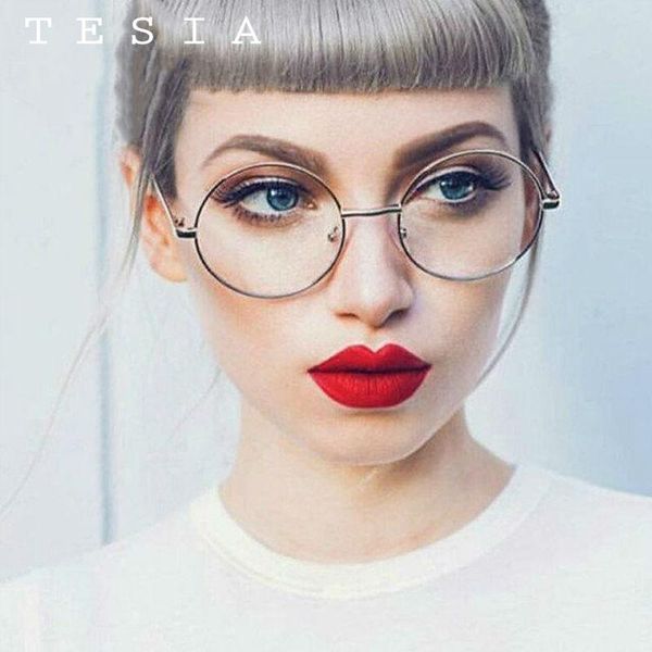 fashion summer style sunglasses women round metal frame retro glasses for driving reading a8075, White;black
fashion summer style sunglasses women round metal frame retro glasses for driving reading a8075, White;black