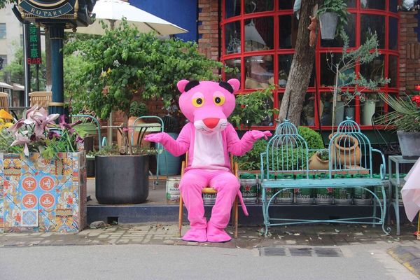 mascot costumes pink mascot anime costume cartoon animation suit size role play fun clothes for festival parties, Red;yellow
mascot costumes pink mascot anime costume cartoon animation suit size role play fun clothes for festival parties, Red;yellow