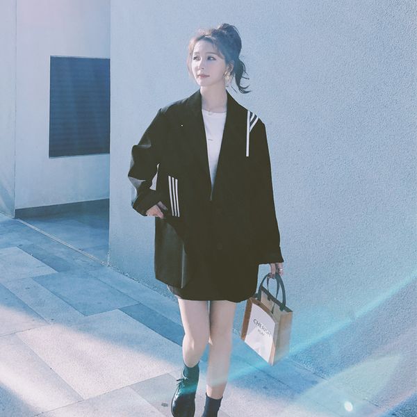 2021 spring female casual notched collar long-sleeved single breasted loose striped black minimalist blazer coat 8p083, Black;brown
2021 spring female casual notched collar long-sleeved single breasted loose striped black minimalist blazer coat 8p083, Black;brown