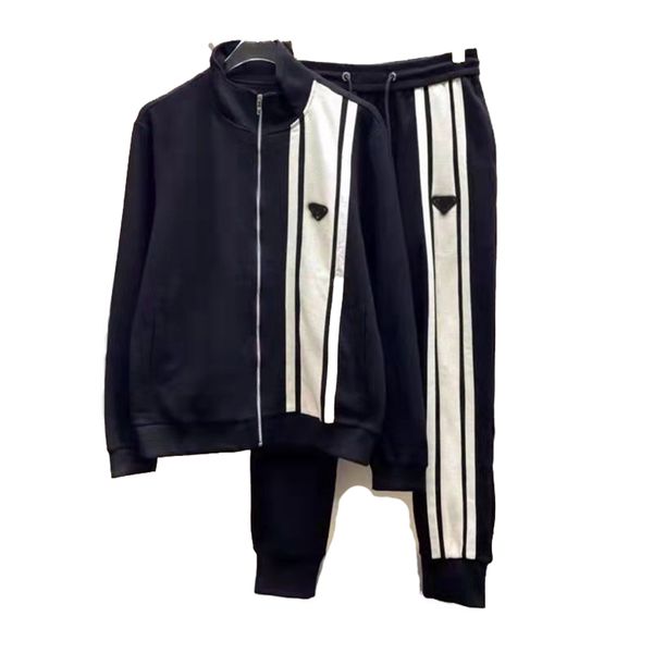 22 new p home men's tracksuits sportswear suit triangle standard stitching casual men's sweater two-piece set of handsome sweatpan, Gray
22 new p home men's tracksuits sportswear suit triangle standard stitching casual men's sweater two-piece set of handsome sweatpan, Gray