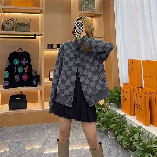 women's sweaters chen weiting's same autumn / winter 21 double faced wool single breasted long sleeved jacket checkerboard basebal, White;black
women's sweaters chen weiting's same autumn / winter 21 double faced wool single breasted long sleeved jacket checkerboard basebal, White;black