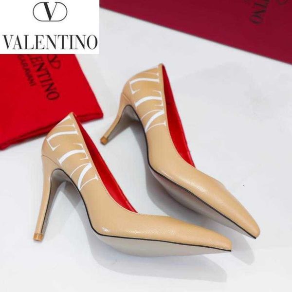 mules sneakers designer pumps luxury shoes slippers brand slides women loafers ballerinas high dress heels sandals m7ta, Black;white
mules sneakers designer pumps luxury shoes slippers brand slides women loafers ballerinas high dress heels sandals m7ta, Black;white