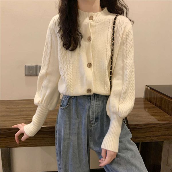 white knitted cardigan women's new twist short in autumn and winter 2020, White;black
white knitted cardigan women's new twist short in autumn and winter 2020, White;black