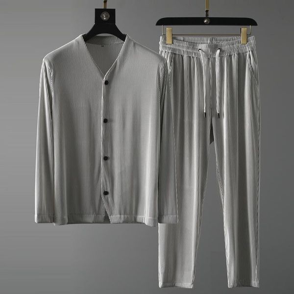 men's tracksuits grey pleated casual suit 2021 summer thin cardigan long sleeve pants two piece, Gray
men's tracksuits grey pleated casual suit 2021 summer thin cardigan long sleeve pants two piece, Gray