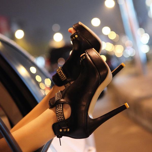 sandals summer women clear heels fashion brown classics metal chain waterproof consice height 34-39, Black
sandals summer women clear heels fashion brown classics metal chain waterproof consice height 34-39, Black