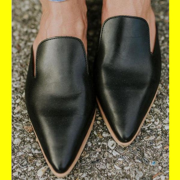 slippers 2021 women summer shoes flats mules lady slip on pointed toe ladies outdoor pu leather slipper woman slides, Black
slippers 2021 women summer shoes flats mules lady slip on pointed toe ladies outdoor pu leather slipper woman slides, Black