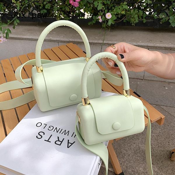 shoulder bags casual solid color small women crossbody bag all-match flap vintage pu ladies party handbag wide straps
shoulder bags casual solid color small women crossbody bag all-match flap vintage pu ladies party handbag wide straps