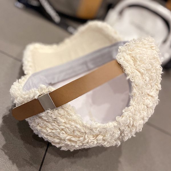 cap children usa fashion casual cute versatile bear plush baseball women's autumn and winter warm lamb feather cap, Black;white
cap children usa fashion casual cute versatile bear plush baseball women's autumn and winter warm lamb feather cap, Black;white