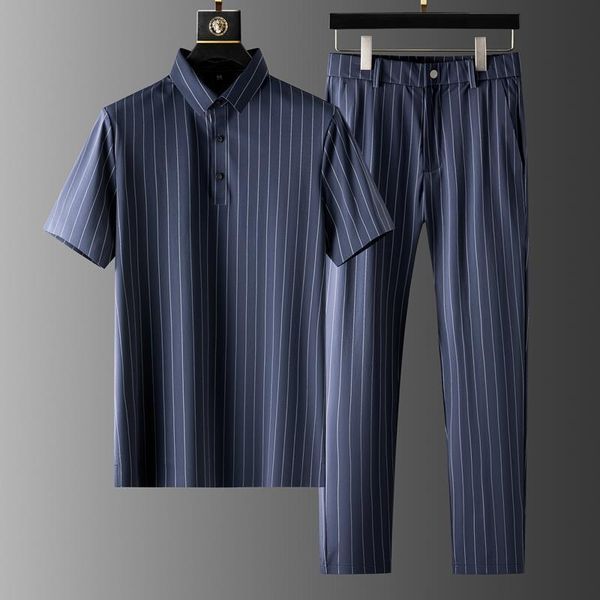 men's tracksuits 2021 summer high-end business casual suit men's short-sleeved thin rubber embossed striped silk stretch two-piece, Gray
men's tracksuits 2021 summer high-end business casual suit men's short-sleeved thin rubber embossed striped silk stretch two-piece, Gray