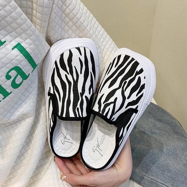 slippers women round toe slip on mules shoes fashion zebra snake pattern low heel ladies slides female spring summer 2021, Black
slippers women round toe slip on mules shoes fashion zebra snake pattern low heel ladies slides female spring summer 2021, Black
