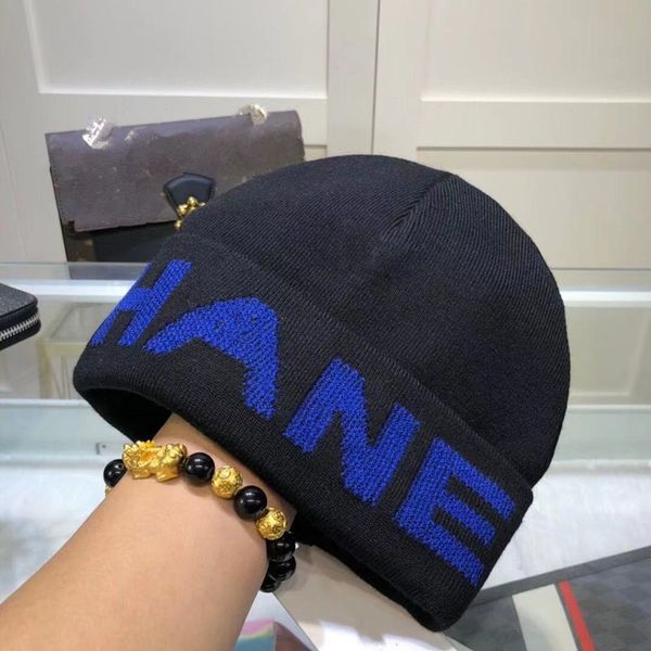 2022 fashion high-quality beanie knitted hat classical sports skull caps ladies casual outdoor warm for man's, Blue;gray
2022 fashion high-quality beanie knitted hat classical sports skull caps ladies casual outdoor warm for man's, Blue;gray
