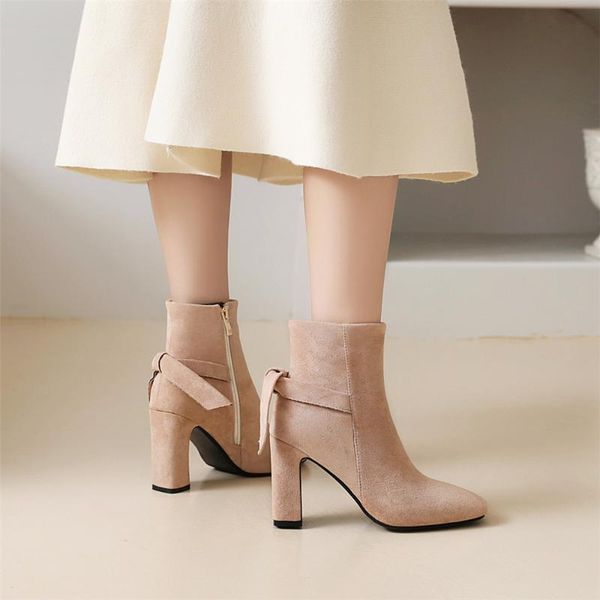 boots 2021 fashion ankle high heels flock bow women autumn winter booties square toe thick heel zip pump size 31-43, Black
boots 2021 fashion ankle high heels flock bow women autumn winter booties square toe thick heel zip pump size 31-43, Black
