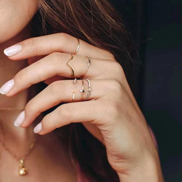 wedding rings high-quality 925 sterling silver gold color smooth line v-shaped thin women band engagement jewelry, Slivery;golden
wedding rings high-quality 925 sterling silver gold color smooth line v-shaped thin women band engagement jewelry, Slivery;golden