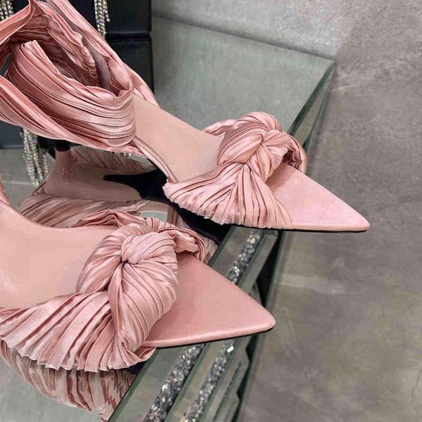 dress shoes 2021 high-gloss silk skating cool silks satin fabric strappy sandals pointed toe comfortable breathable non-restrictiv, Black
dress shoes 2021 high-gloss silk skating cool silks satin fabric strappy sandals pointed toe comfortable breathable non-restrictiv, Black