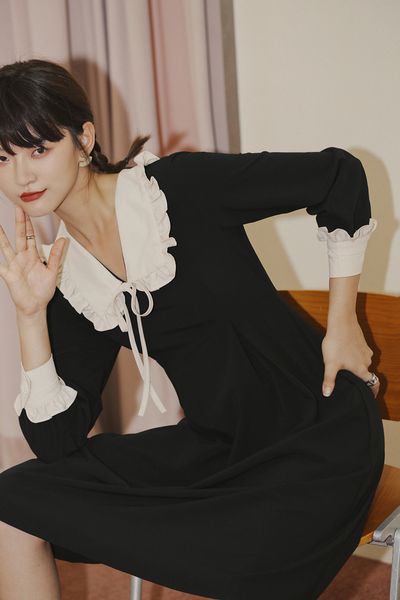 2021 new peter pan collar black long sleeve autumn women ruffle a line knee length tunic korean fashion clothing nz5p, Black;gray
2021 new peter pan collar black long sleeve autumn women ruffle a line knee length tunic korean fashion clothing nz5p, Black;gray