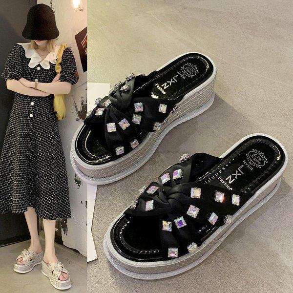 slippers fairy feng rhinestone slope heel female summer 2021 net red sponge cake thick bottom one word drag increase sandals, Black
slippers fairy feng rhinestone slope heel female summer 2021 net red sponge cake thick bottom one word drag increase sandals, Black