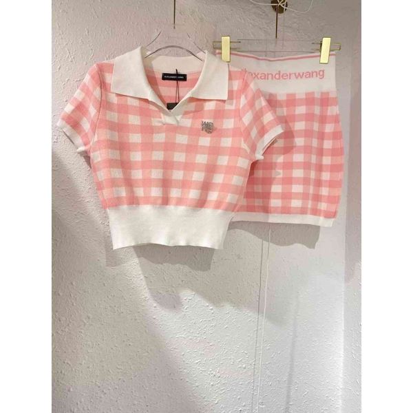 tracksuits sport suit 2021 spring and summer aw king pink blue checkered knitted with diamond brooch skirt at chest wang, Gray
tracksuits sport suit 2021 spring and summer aw king pink blue checkered knitted with diamond brooch skirt at chest wang, Gray