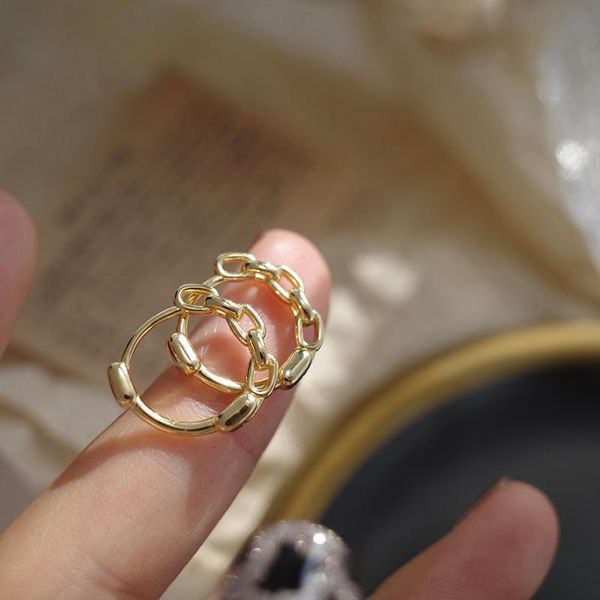 hoop & huggie aomu 2021 vintage fashion simple gold color chain metal irregular round earrings for women party jewelry accessories, Golden;silver
hoop & huggie aomu 2021 vintage fashion simple gold color chain metal irregular round earrings for women party jewelry accessories, Golden;silver