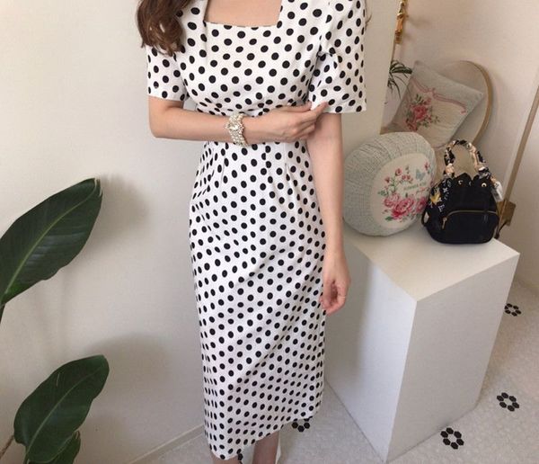2021 new estilo francs vero casual polka dot print a linha vestidos de festa eleagnt rendas-up vestido fino moda mangas curtas spm1, Black;gray
2021 new estilo francs vero casual polka dot print a linha vestidos de festa eleagnt rendas-up vestido fino moda mangas curtas spm1, Black;gray