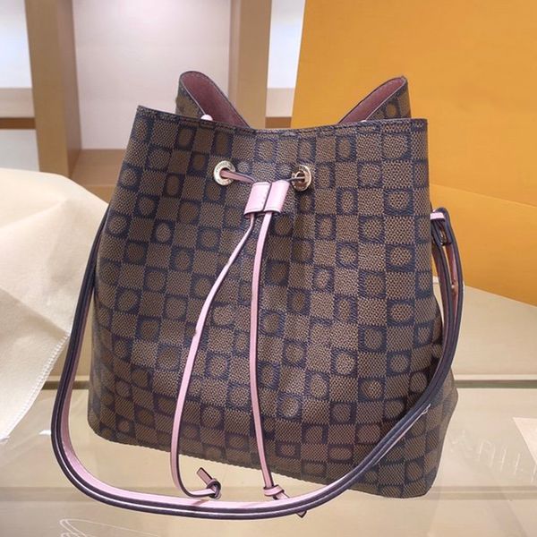 handbag bags bucket bag designers cross body wholesals luxury fashion single coin purse pendant pocke women leather designer wallets lady by
handbag bags bucket bag designers cross body wholesals luxury fashion single coin purse pendant pocke women leather designer wallets lady by